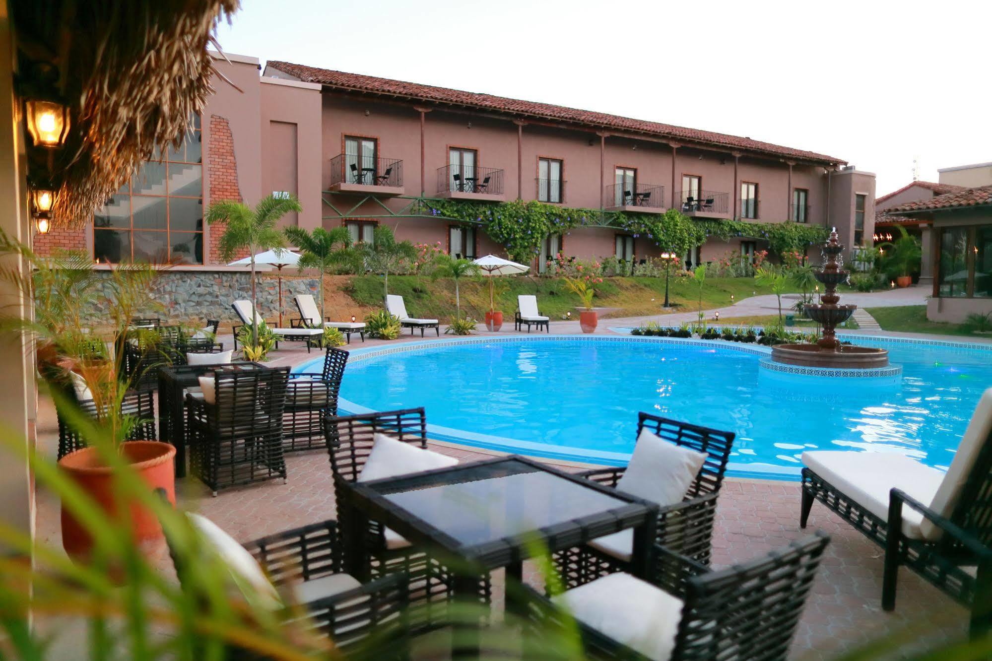 Cubita Boutique Resort & Spa Chitré Exterior foto